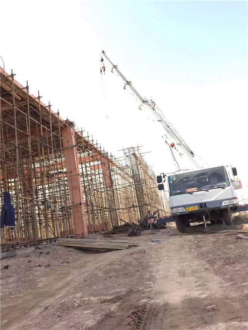 慈溪市25 吨、50 吨吊车怎么选？多大重量 / 半径适合对应车型？